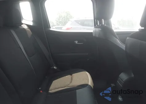 2018 Jeep Renegade Altitude 4X4 из США, поврежденный, VIN ZACCJBBB5JPH78116